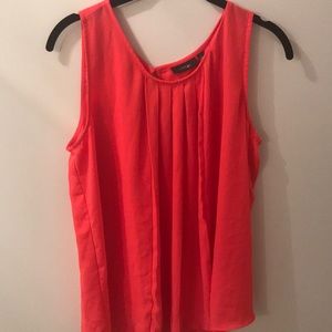 Large dressy tank L